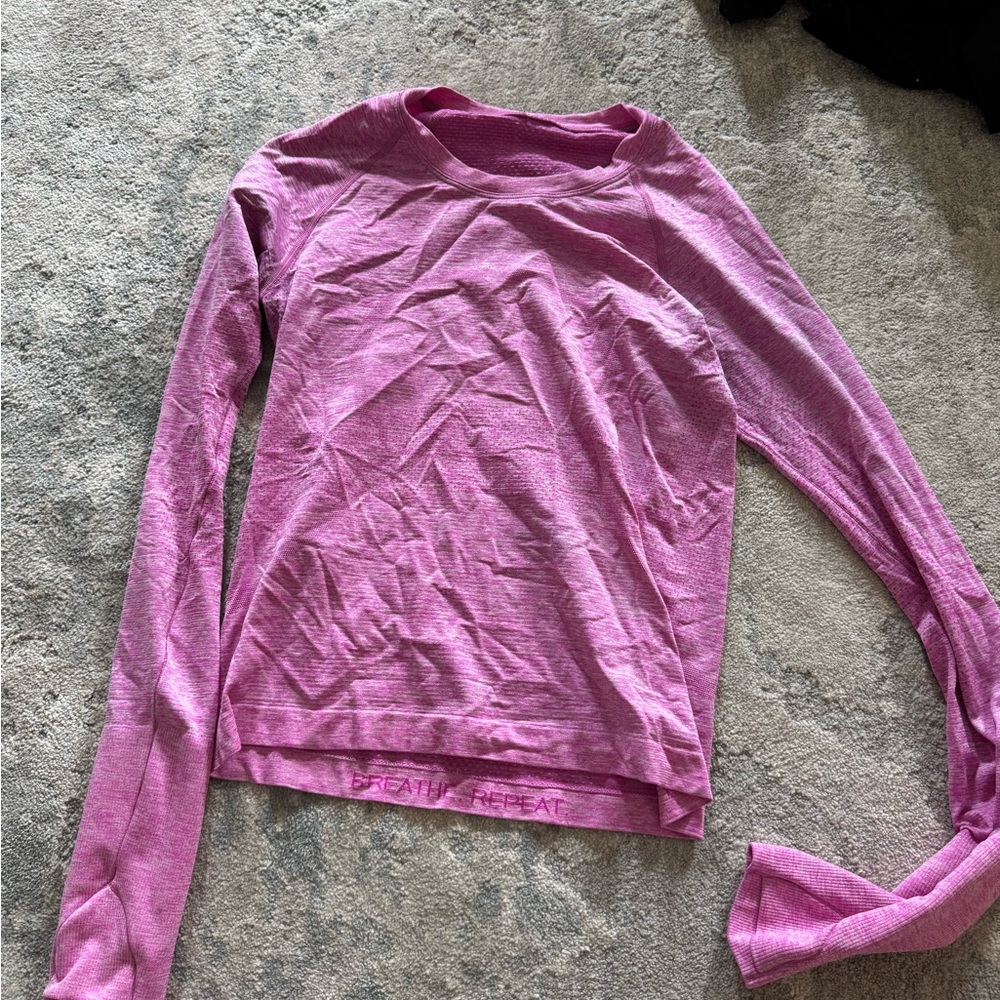 Lululemon size 6 long sleeve top